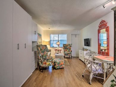 Naples Home 933696