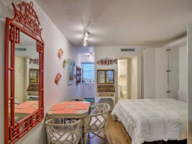 Naples Home 933696