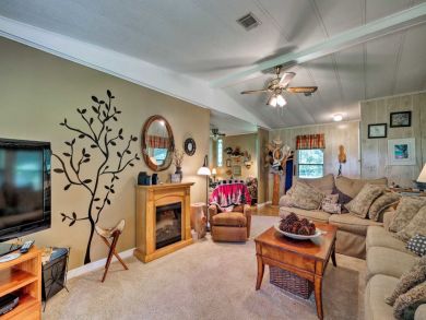 Other Cities  Florida Home 933699