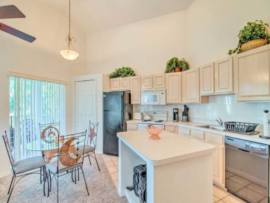 Jensen Beach Home 933702 Jensen Beach Home 933702