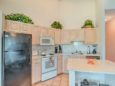 Jensen Beach Home 933702 Jensen Beach Home 933702
