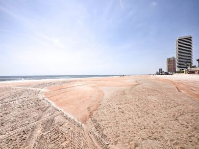 Daytona Beach Home 933703