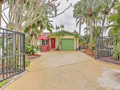 Jensen Beach Home 933712 Jensen Beach Home 933712