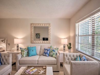 Naples Home 933716
