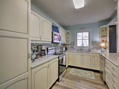 St. Augustine Home 933725