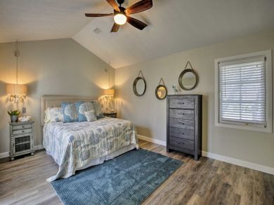 St. Augustine Home 933725