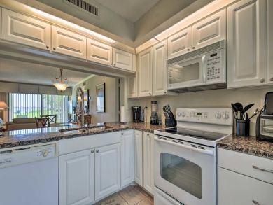 St. Petersburg Home 933729