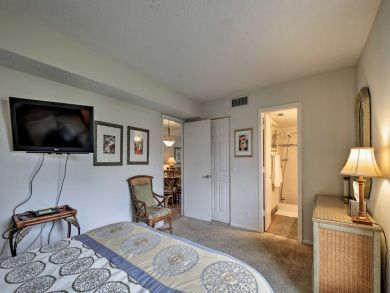 St. Petersburg Home 933729