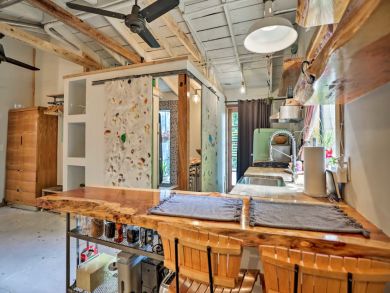 St. Augustine Home 933731