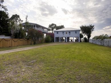 Clearwater Home 933732