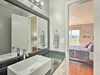 Orlando Home 933738 Orlando Home 933738