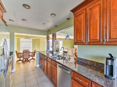 Tampa Home 933740