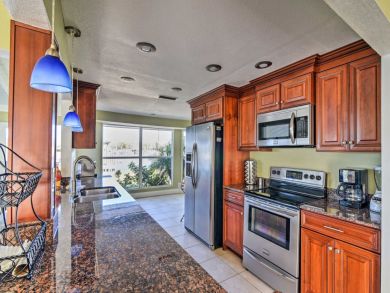 Tampa Home 933740