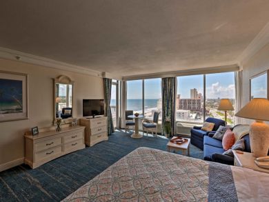 Daytona Beach Home 933746