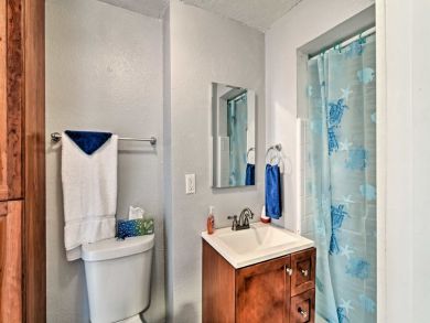 St. Petersburg Home 933750