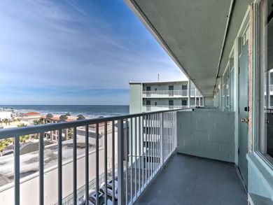 Daytona Beach Home 933766