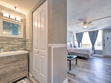 Daytona Beach Home 933766
