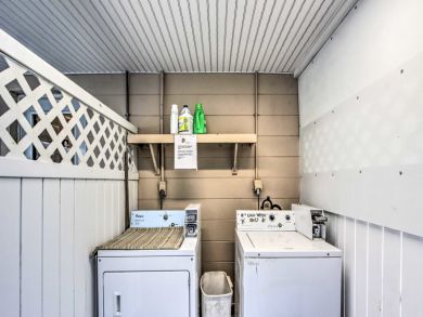 Cocoa Beach Home 933770