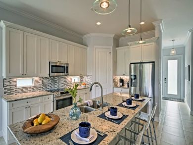Naples Home 933785