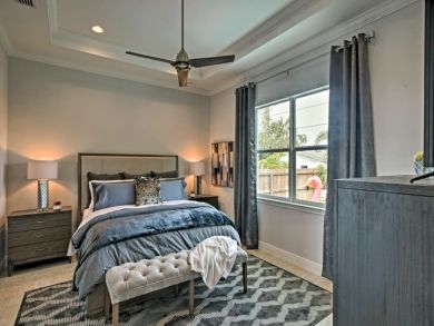 Naples Home 933785