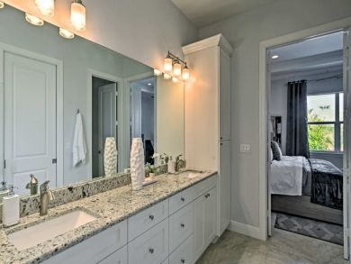 Naples Home 933785