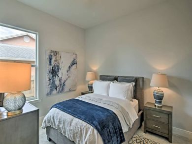 Naples Home 933785