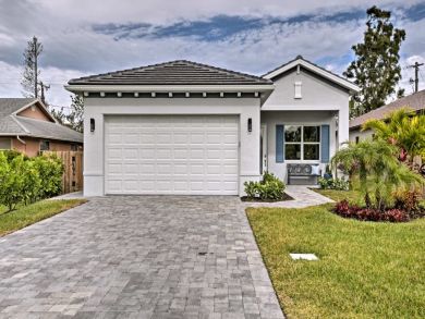 Naples Home 933785
