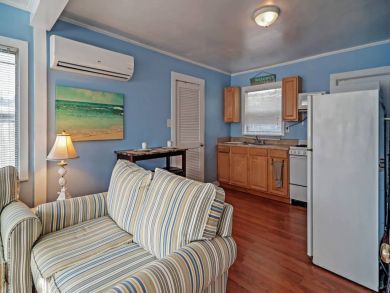 Treasure Island Home 933797