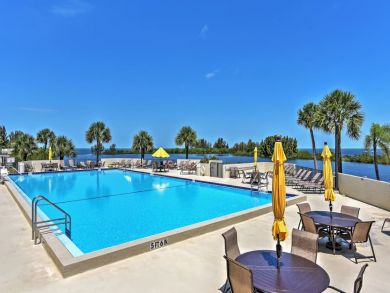 Tampa Home 933813