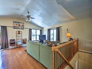 New Smyrna Beach Home 933817