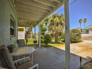 New Smyrna Beach Home 933817