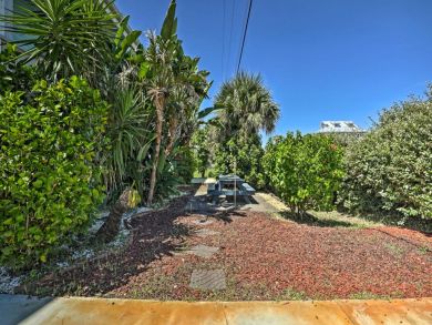 New Smyrna Beach Home 933817