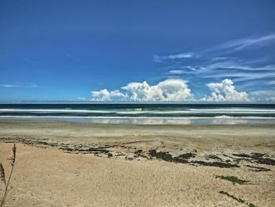 New Smyrna Beach Home 933817