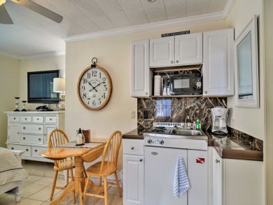 Anna Maria Island Holmes Beach Home 933821