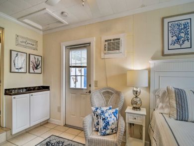 Anna Maria Island Holmes Beach Home 933821