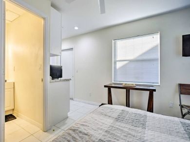 Naples Home 933831