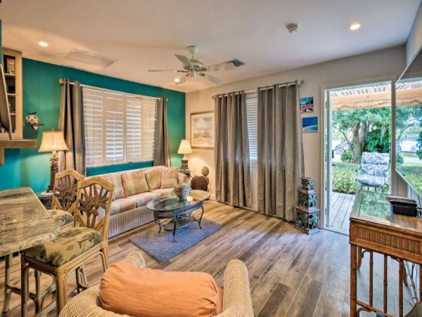 Naples Charming Vacation Cottage Sleeps 2 Bedrooms Sleeps 4