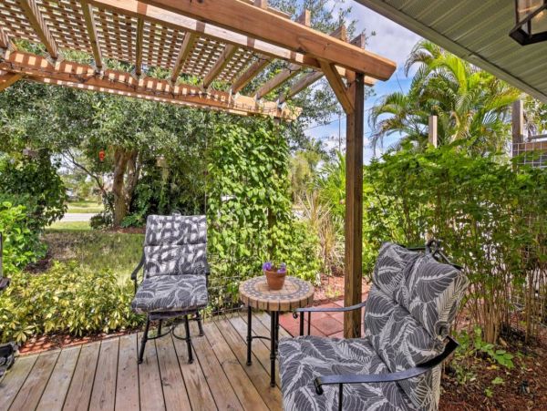 Naples Charming Vacation Cottage Sleeps 2 Bedrooms Sleeps 4
