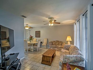 Cape Coral Home 933845 Cape Coral Home 933845