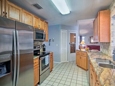 Cape Coral Home 933845 Cape Coral Home 933845