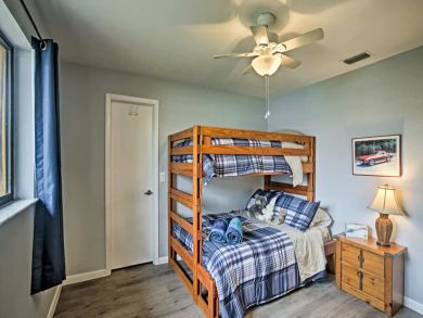 Cape Coral Home 933845 Cape Coral Home 933845