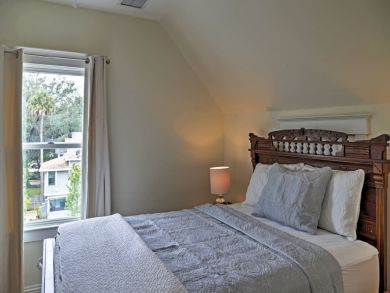 St. Augustine Home 933847