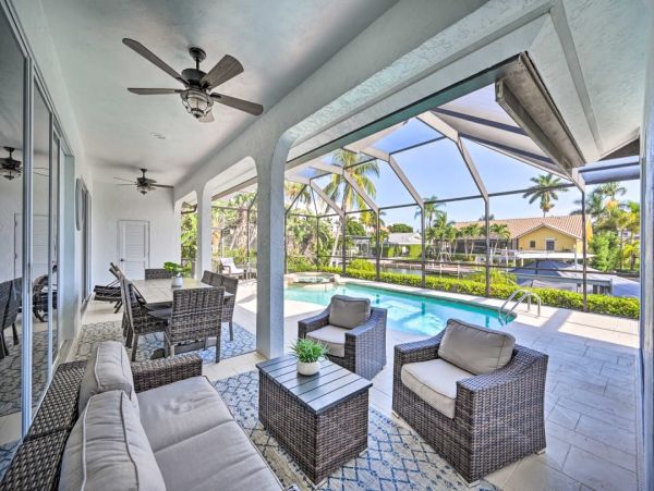 Marco Island Canal Front Home Pool Spa Dock & Walk to Beach