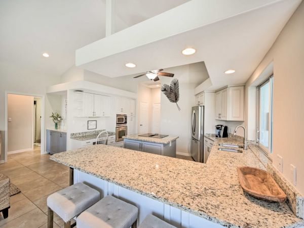 Marco Island Canal Front Home Pool Spa Dock & Walk to Beach