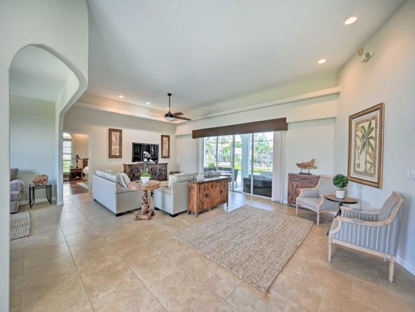 Marco Island Canal Front Home Pool Spa Dock & Walk to Beach