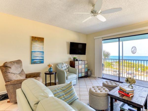 Anna Maria Island Vacation Rental - Gulf Coast Condo with Pool & Beach Access
