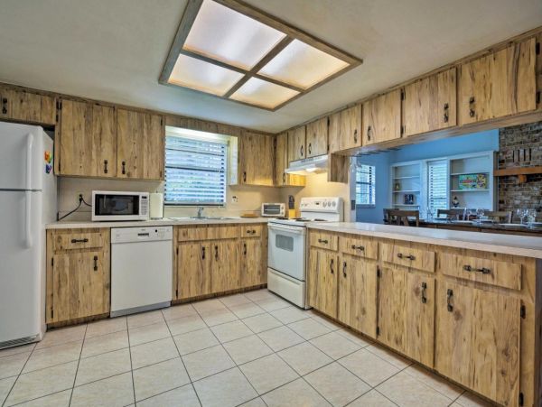 Lovely 2 Bedroom Home with Private Pool
