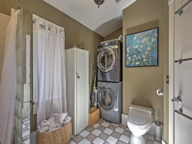 New Smyrna Beach Home 933858