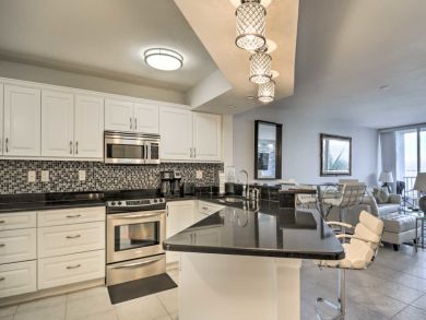 St. Petersburg Home 933859