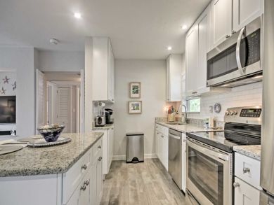 St. Petersburg Home 933860